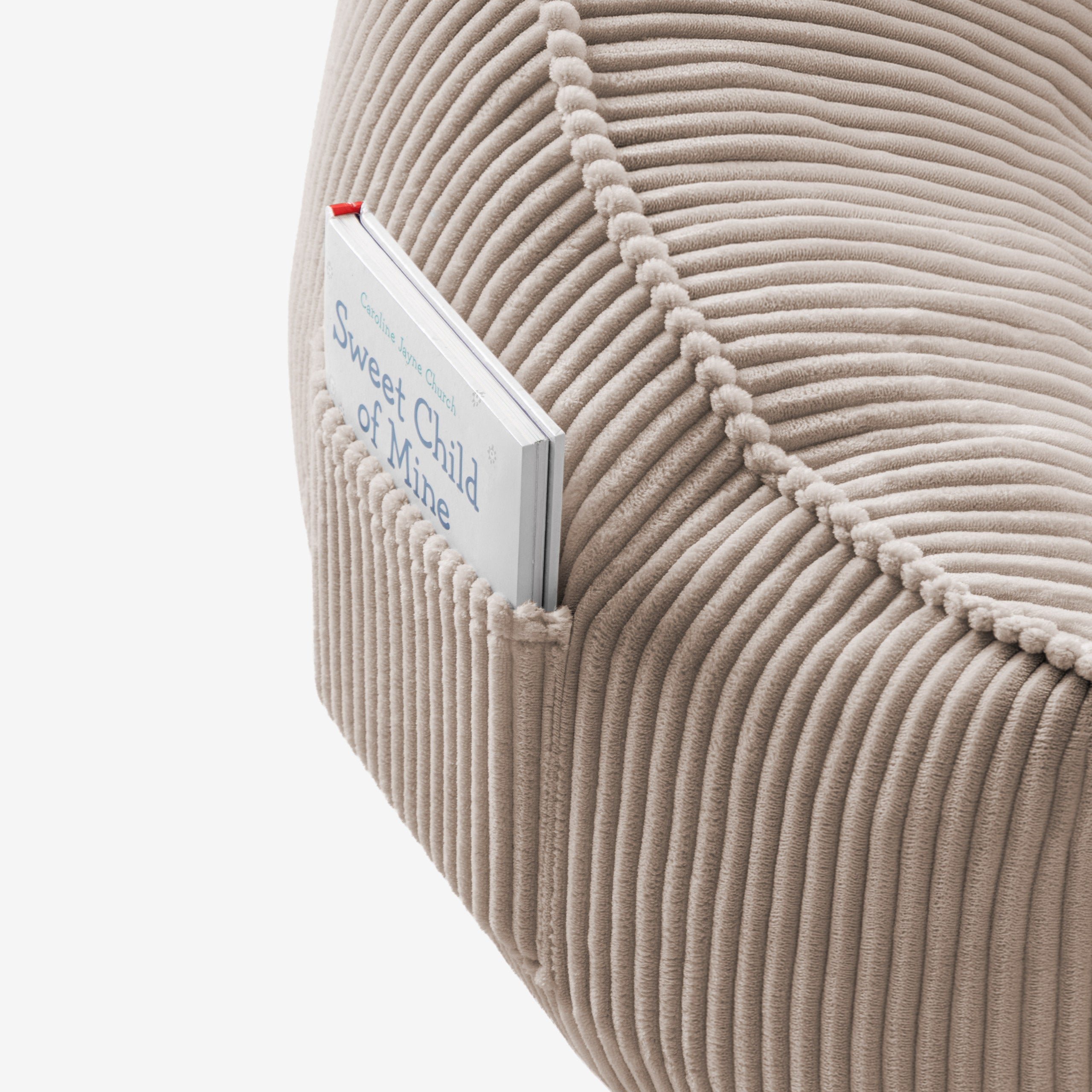 Kreslo-puf s operadlom z manšestru Mark Adler Comfy 4.0 Taupe